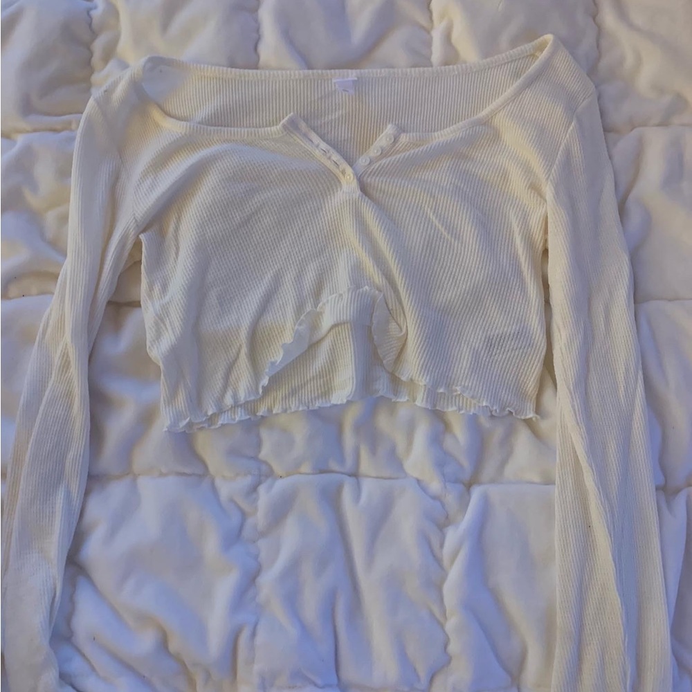 cropped long sleeve crop top from target worn a couple times